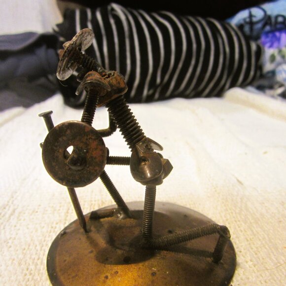 VTG 80'S BOLT & SCREW KNIGHT SCULPTURE, STEEL & BRASS - Picture 1 of 6